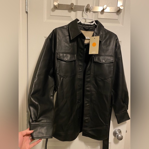BNWT Black leather jacket - Picture 3 of 13